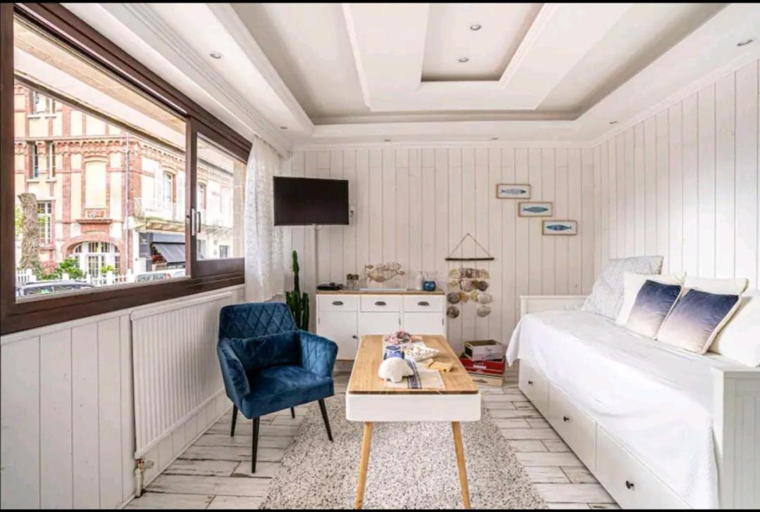 Deauville : Magnifique Studio En Face Du Casino ! Zewnętrze zdjęcie