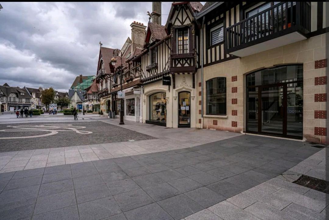 Deauville : Magnifique Studio En Face Du Casino ! Zewnętrze zdjęcie