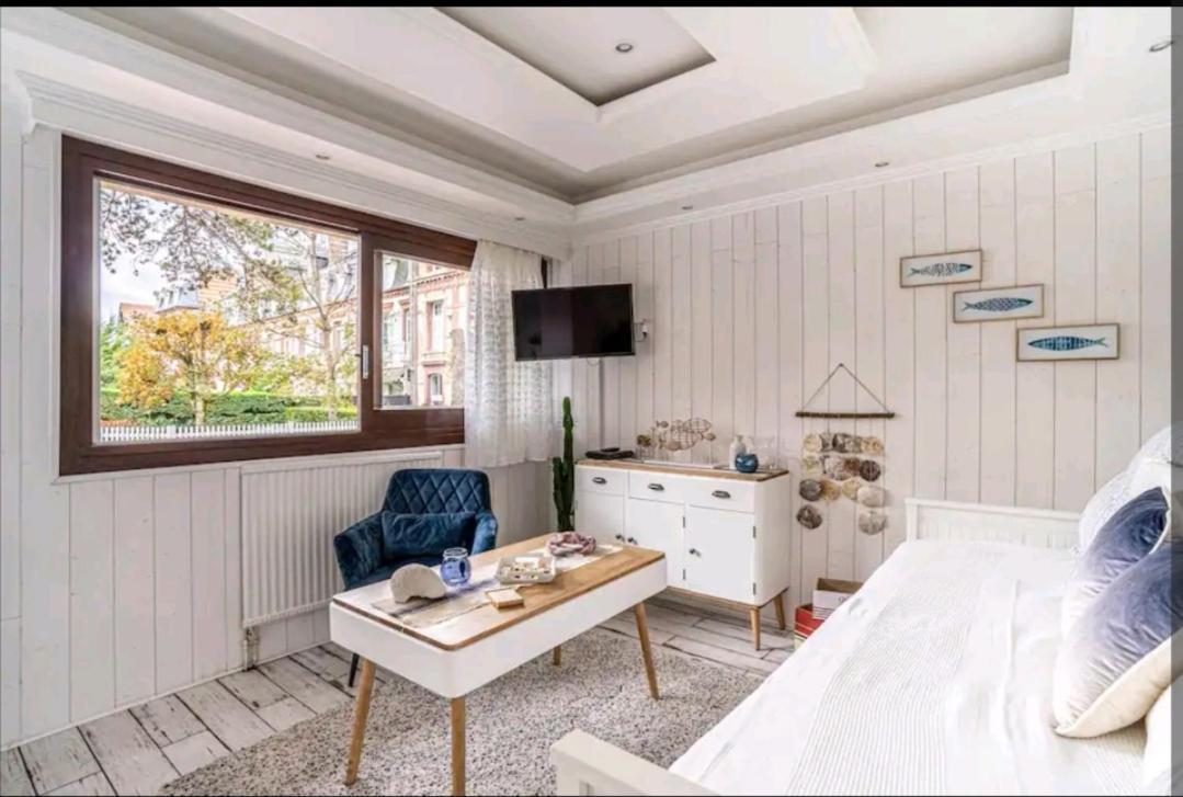 Deauville : Magnifique Studio En Face Du Casino ! Zewnętrze zdjęcie